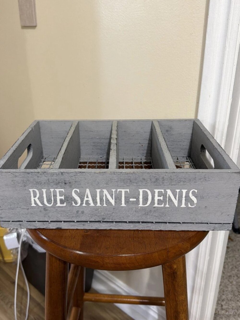 Farmhouse-Style Wooden Organizer With 4 Compartments - "Rue Saint-Denis"